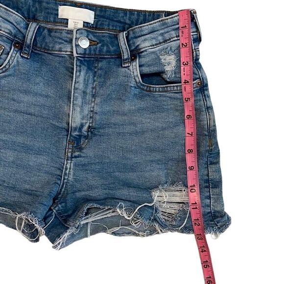 H&M High Denim Shorts - Picture 9 of 9